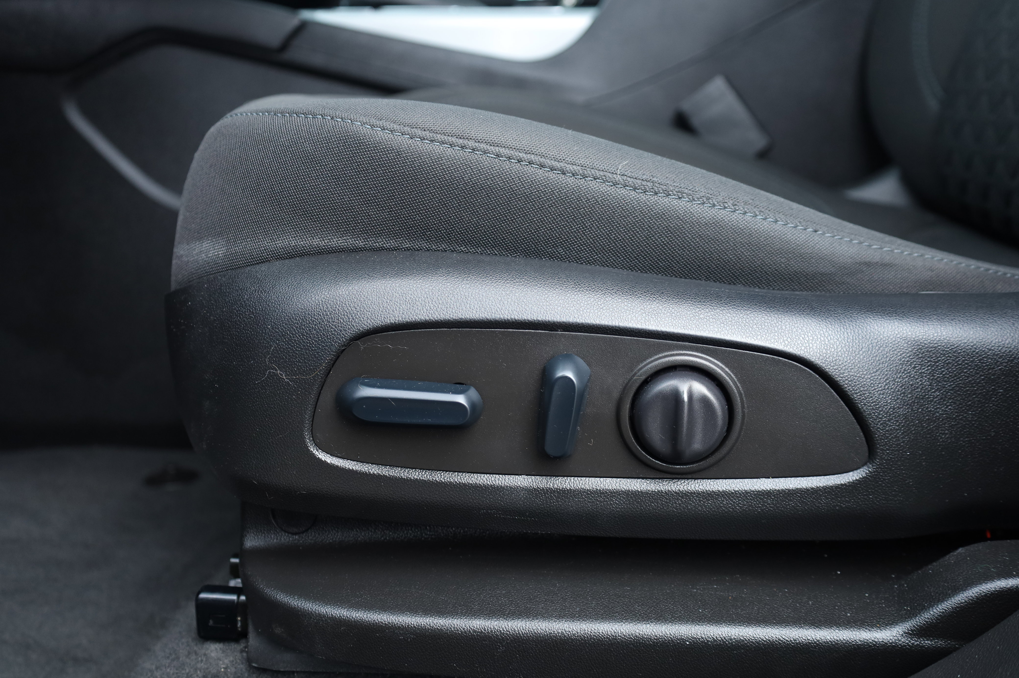 Used 2022 Chevrolet Blazer LT image 22