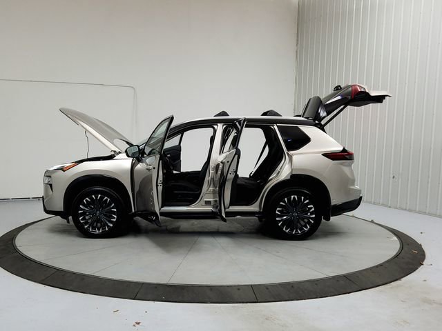 New 2026 Nissan Rogue Platinum w/ Platinum Premium Package image 12