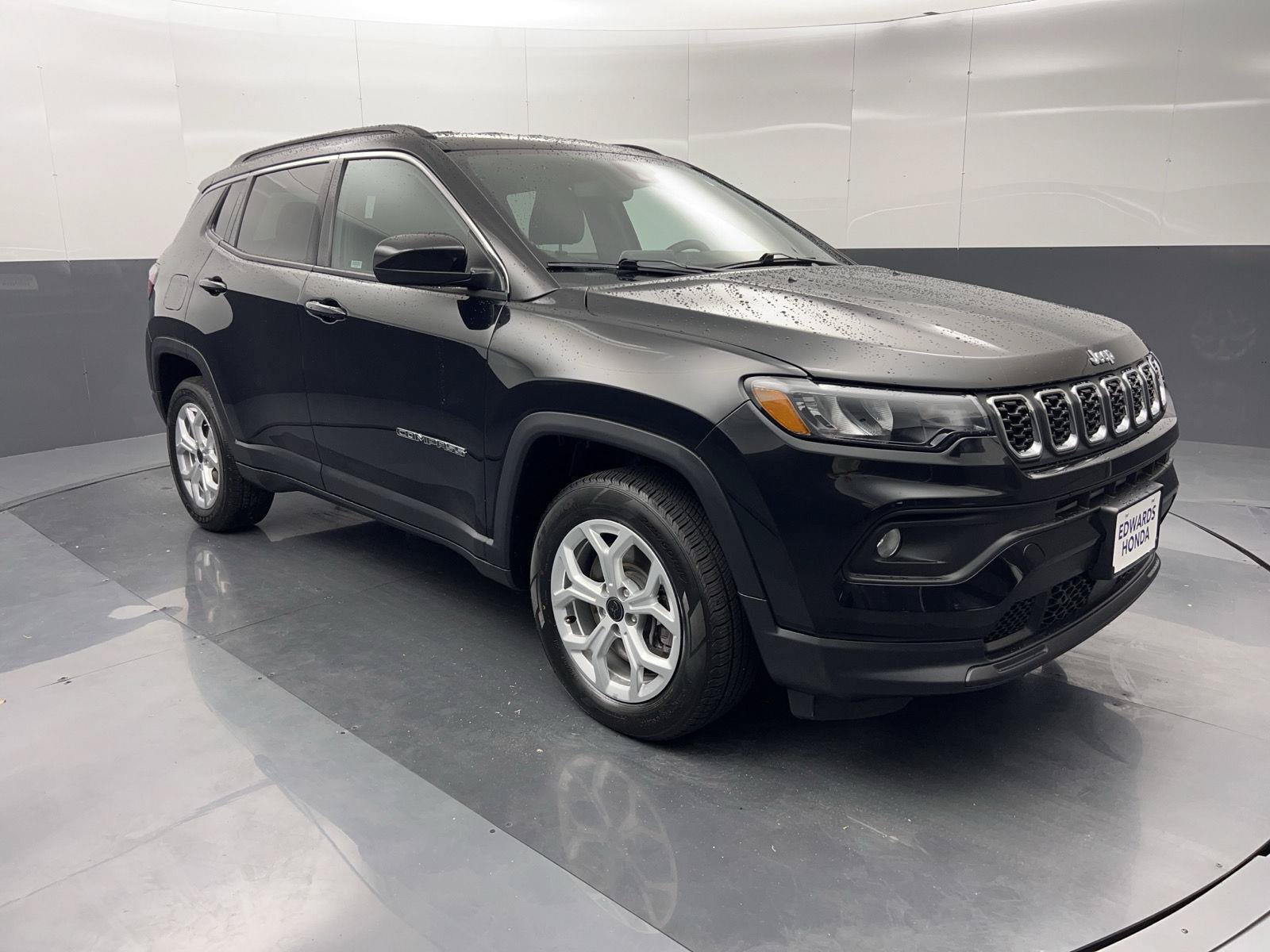 Used 2025 Jeep Compass Latitude AWD/4WD image 35