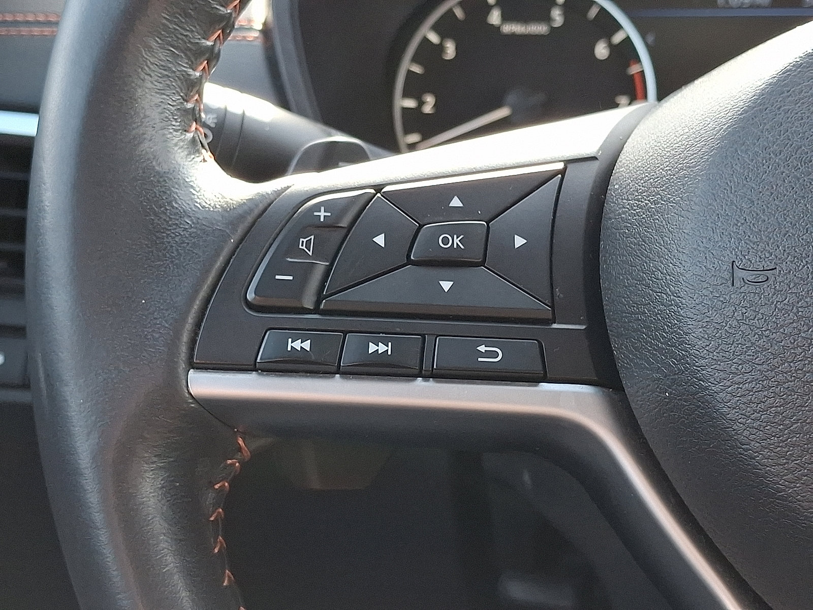 Certified 2022 Nissan Altima 2.5 SR image 23