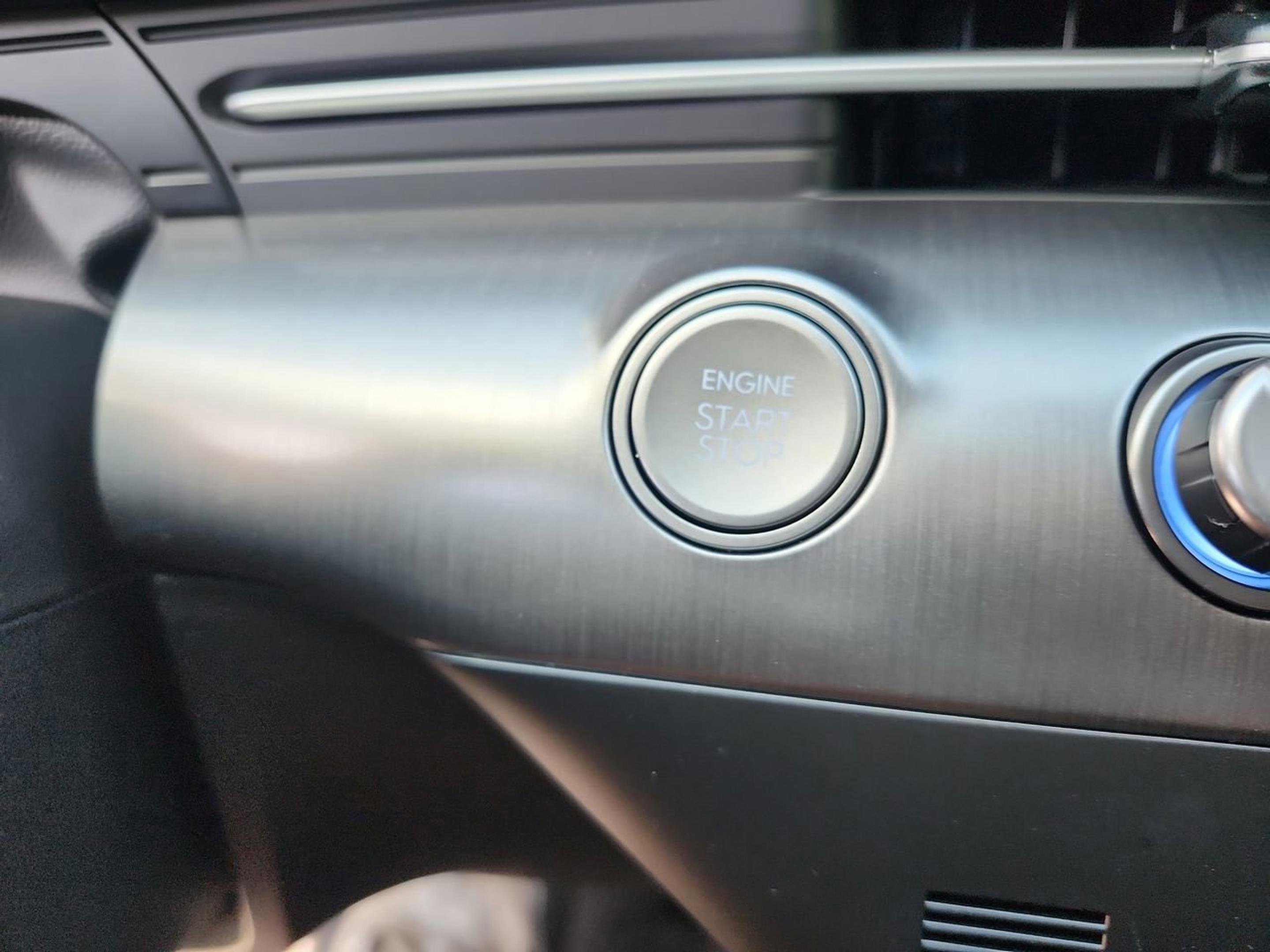 Certified 2026 Hyundai Kona SEL Premium image 29