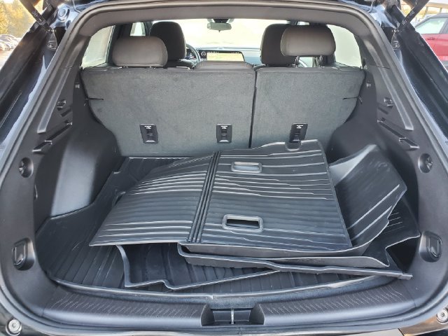 Certified 2025 Chevrolet Equinox EV LT FWD image 11