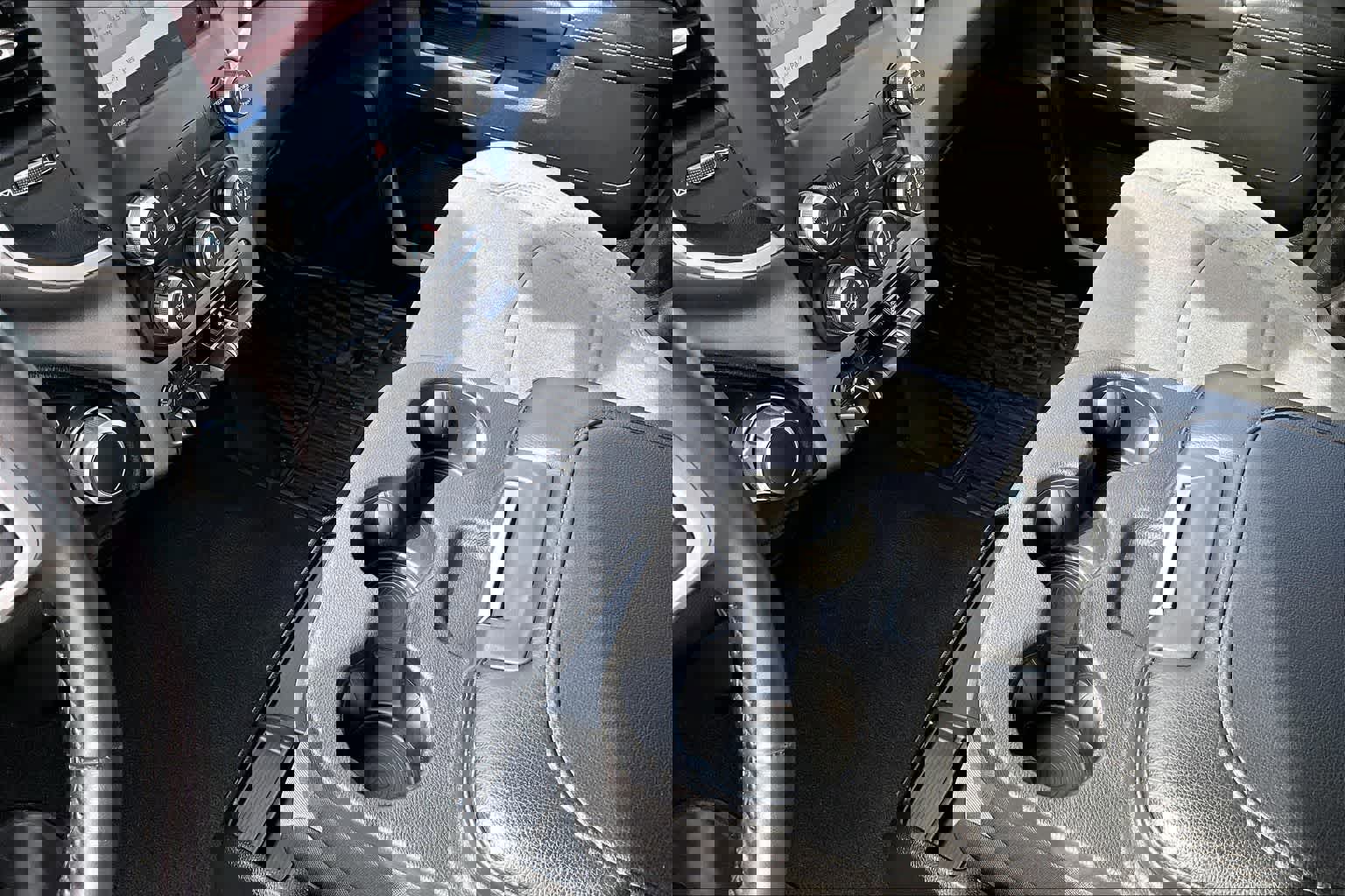 Used 2024 RAM 3500 Big Horn w/ Bed Utility Group AWD/4WD image 17