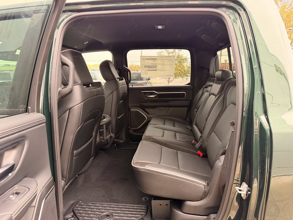 New 2027 RAM 1500 Laramie w/ Sport Appearance Package AWD/4WD image 16