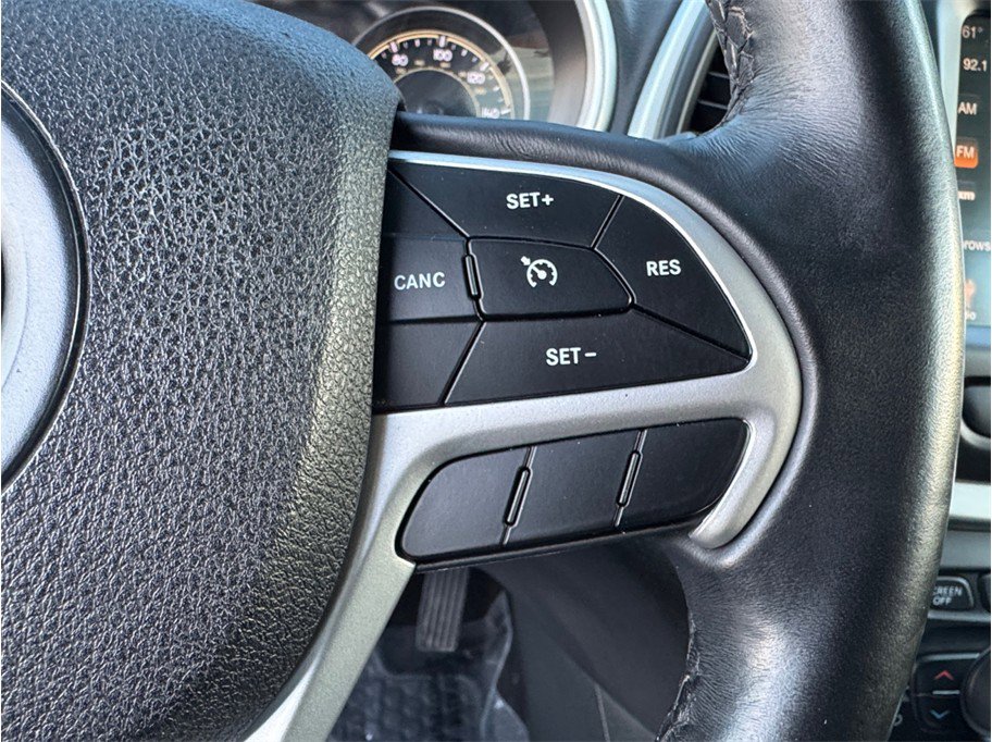 Used 2018 Jeep Cherokee Trailhawk w/ Trailer Tow Group image 15