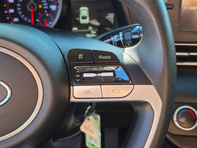 Used 2023 Hyundai Elantra SE image 28