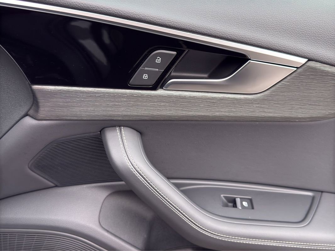 Used 2024 Audi A4 2.0T Premium Plus image 17