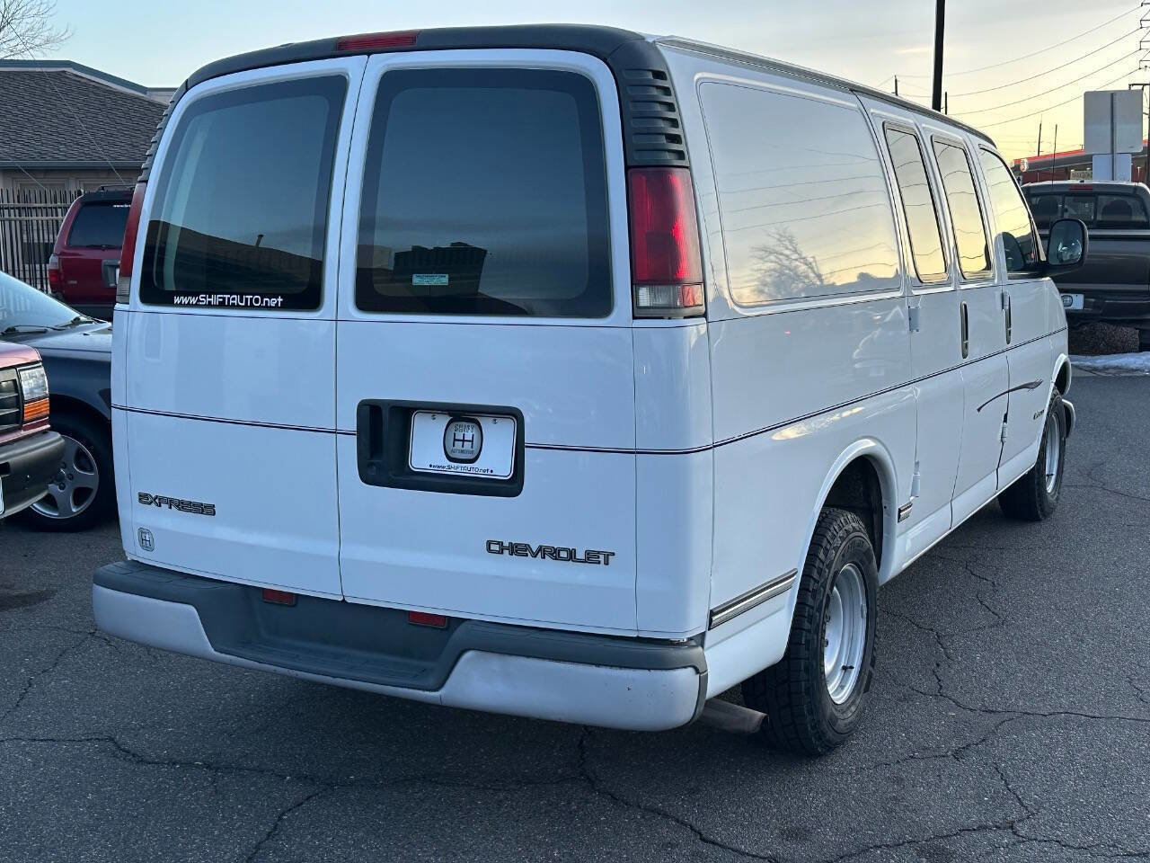 Used 2001 Chevrolet Express 1500 image 15