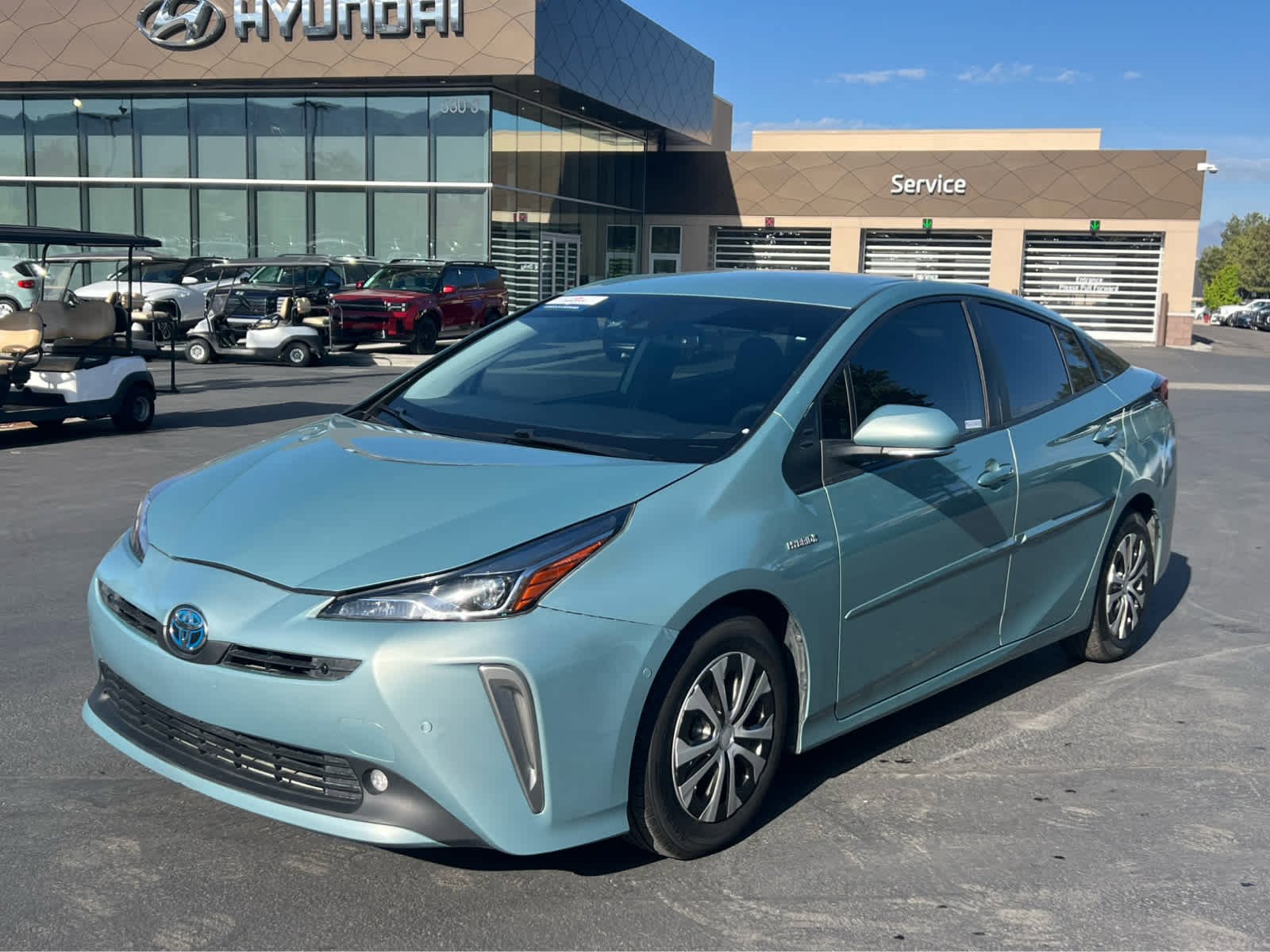 Used 2022 Toyota Prius XLE w/ Advanced Technology Package image 2