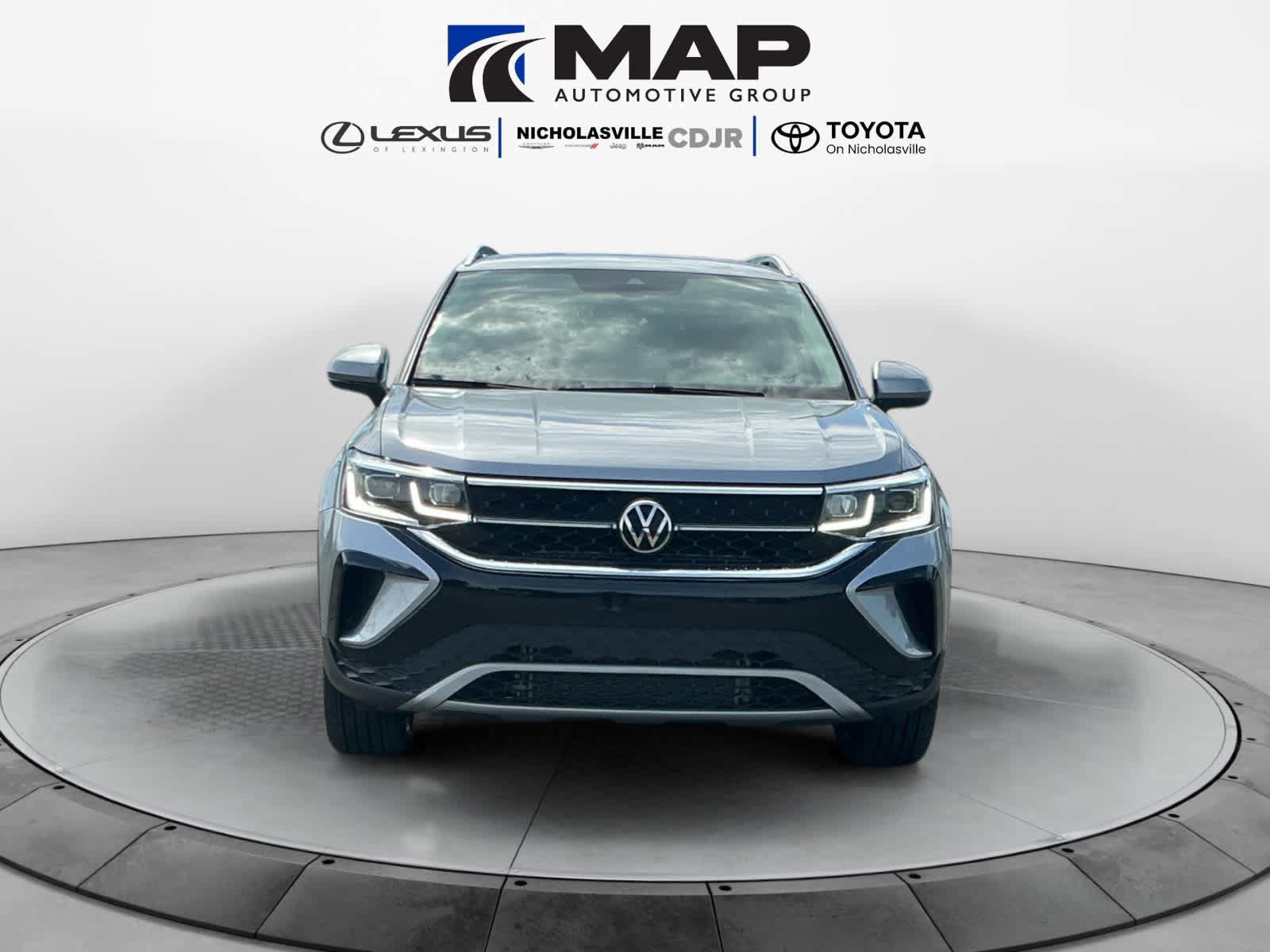 Used 2024 Volkswagen Taos SEL AWD/4WD image 8