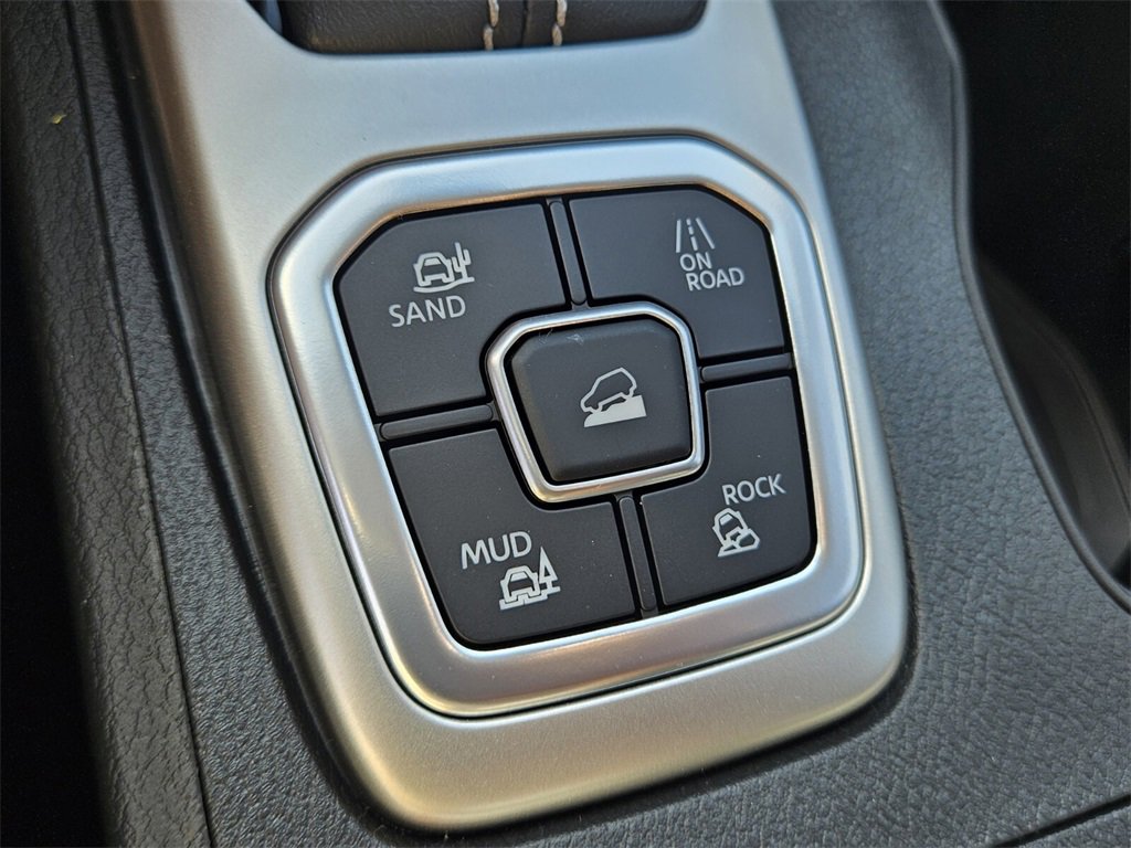 New 2026 Nissan Frontier SV w/ All-Weather Content Package image 23