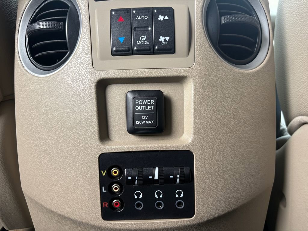 Used 2015 Honda Pilot Touring image 21