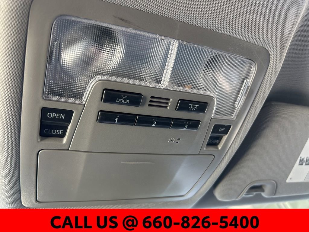 Used 2019 Toyota Highlander XLE image 28