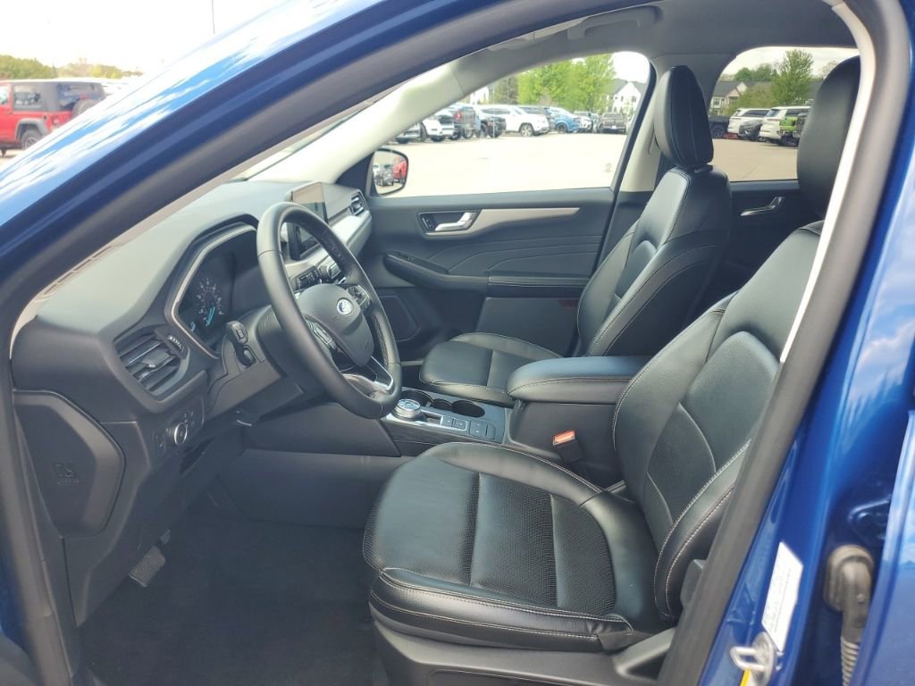 Used 2022 Ford Escape SEL AWD/4WD image 5