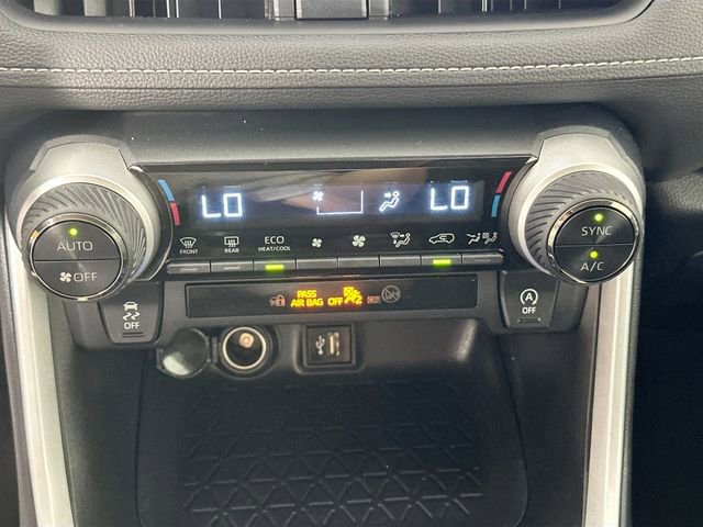 Used 2024 Toyota RAV4 XLE FWD image 13