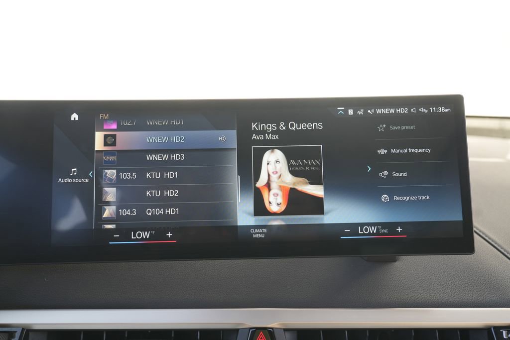 Used 2022 BMW iX xDrive50 w/ Premium Package image 52