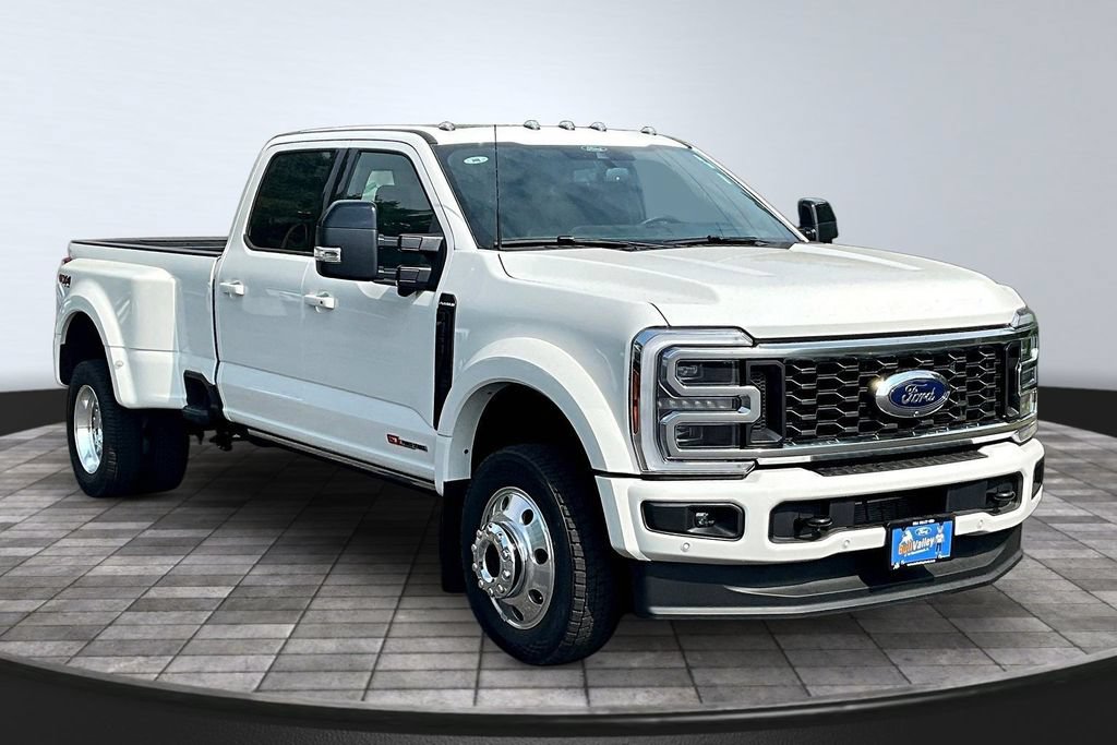 New 2026 Ford F450 Platinum w/ FX4 Off-Road Package AWD/4WD image 1