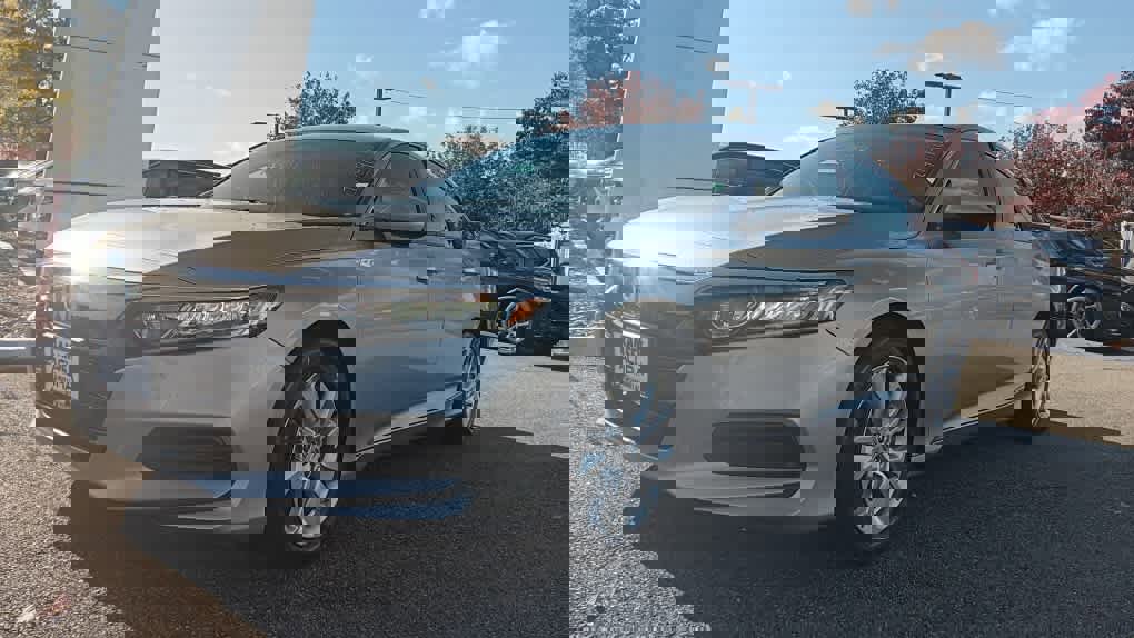 Used 2019 Honda Accord LX image 9