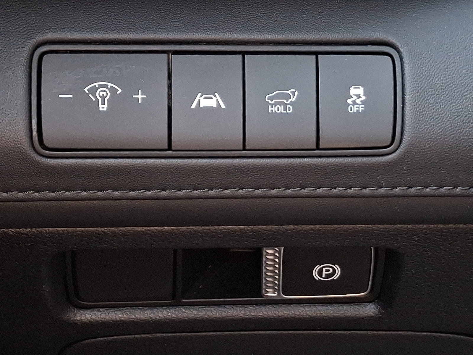 Certified 2023 Hyundai Santa Fe Limited AWD/4WD image 28