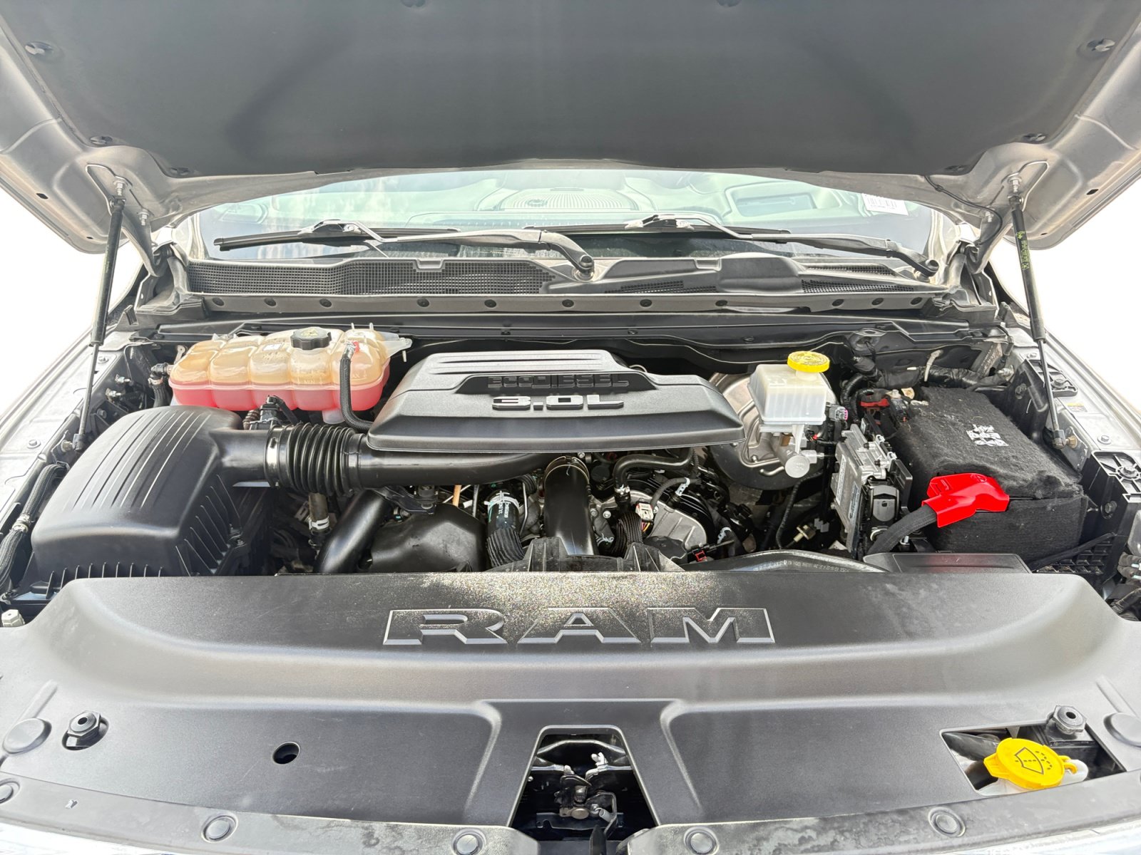 Used 2022 RAM 1500 Limited AWD/4WD image 23