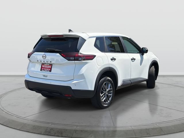 Certified 2024 Nissan Rogue S FWD image 4