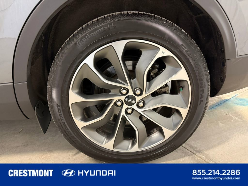 Used 2023 Lincoln Nautilus Reserve AWD/4WD image 10