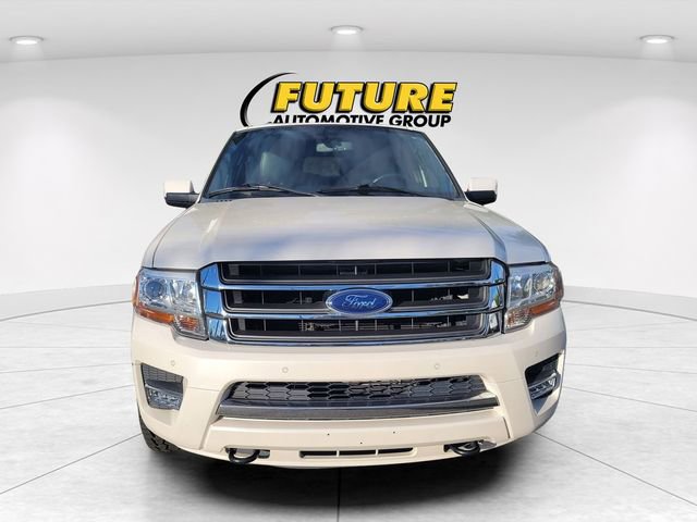Used 2017 Ford Expedition EL Limited w/ Equipment Group 301A AWD/4WD image 2