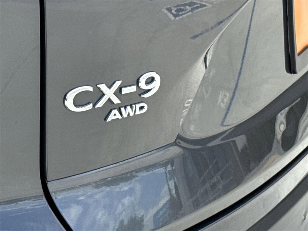 Used 2022 MAZDA CX-9 Touring image 29