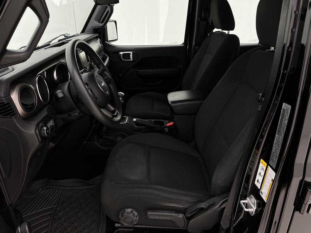 Used 2018 Jeep Wrangler Unlimited Sport image 16