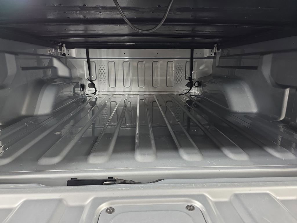 Used 2022 Jeep Gladiator Overland w/ Popular Equipment Package image 12