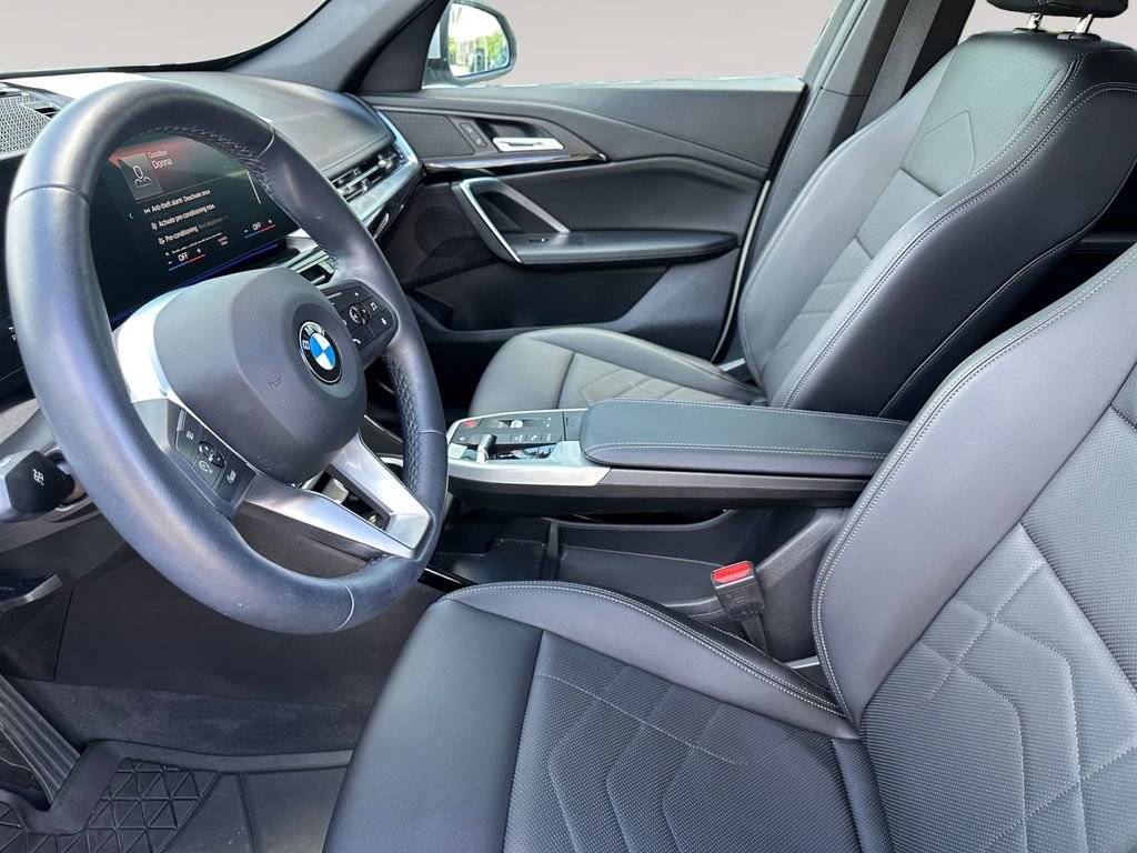 Used 2023 BMW X1 xDrive28i w/ Convenience Package AWD/4WD image 9
