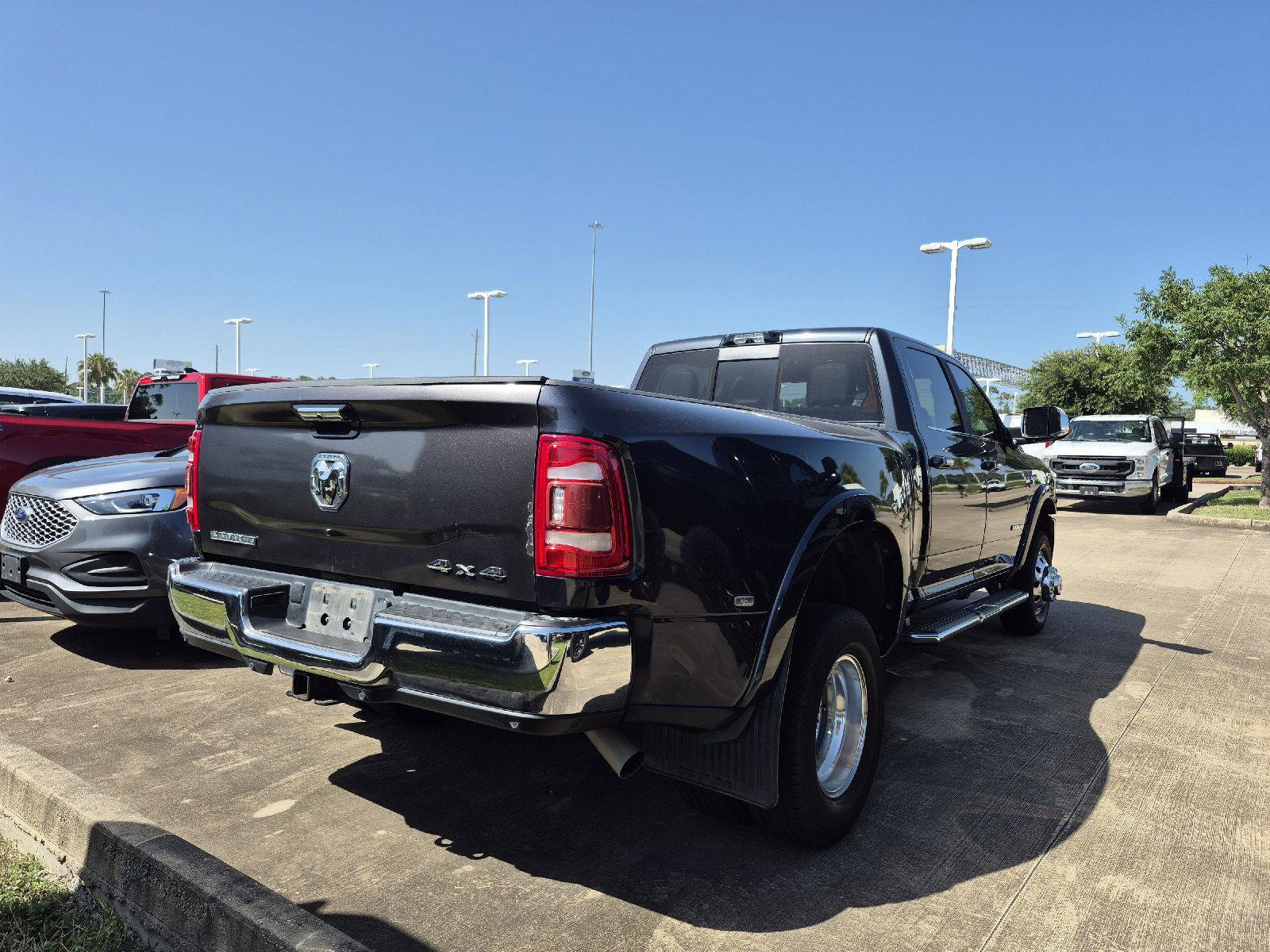 Used 2021 RAM 3500 Laramie w/ Safety Group B AWD/4WD image 14