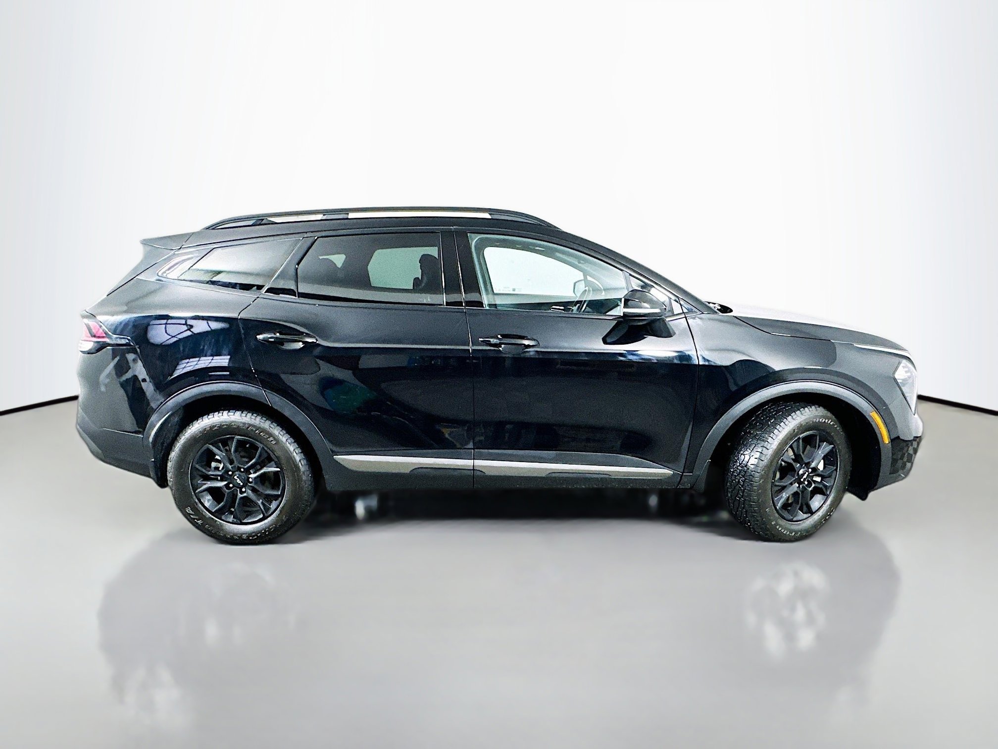 Used 2023 Kia Sportage X-Pro AWD/4WD image 8