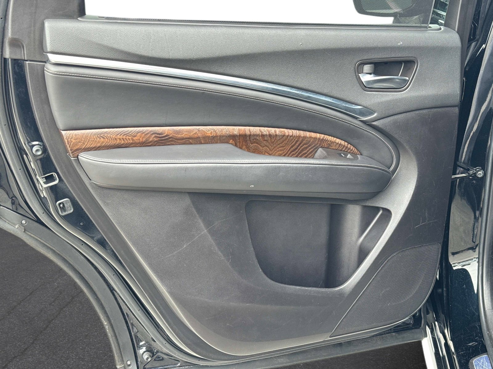 Used 2019 Acura MDX image 13