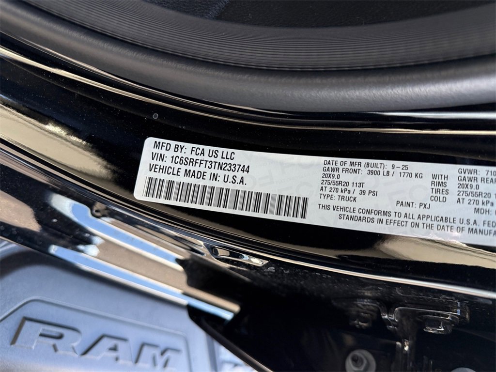 New 2026 RAM 1500 4x4 Crew Cab image 30