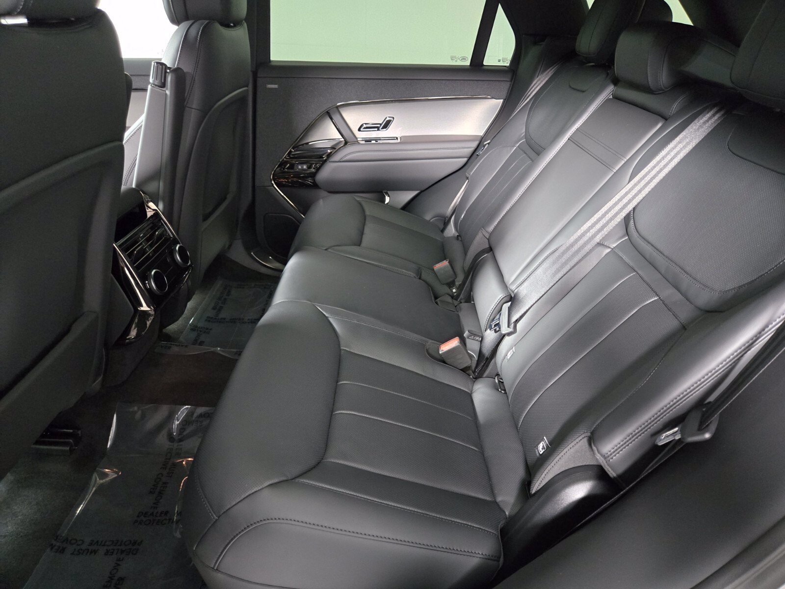 New 2026 Land Rover Range Rover Sport Dynamic SE AWD/4WD image 5