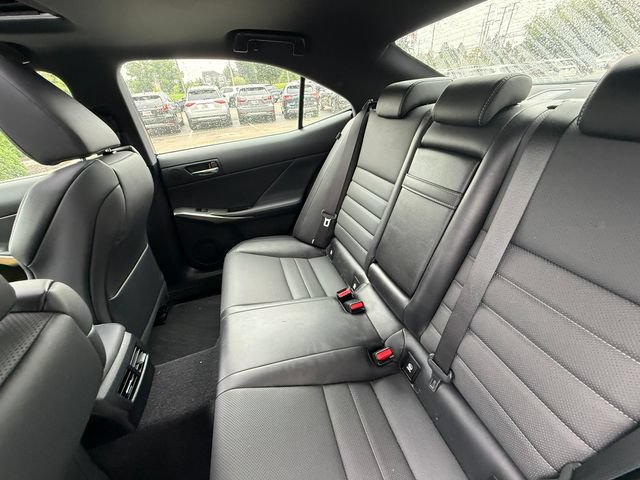 Used 2016 Lexus IS 350 RWD image 5