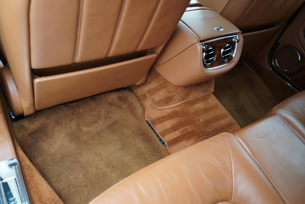 Used 2011 Bentley Mulsanne image 50