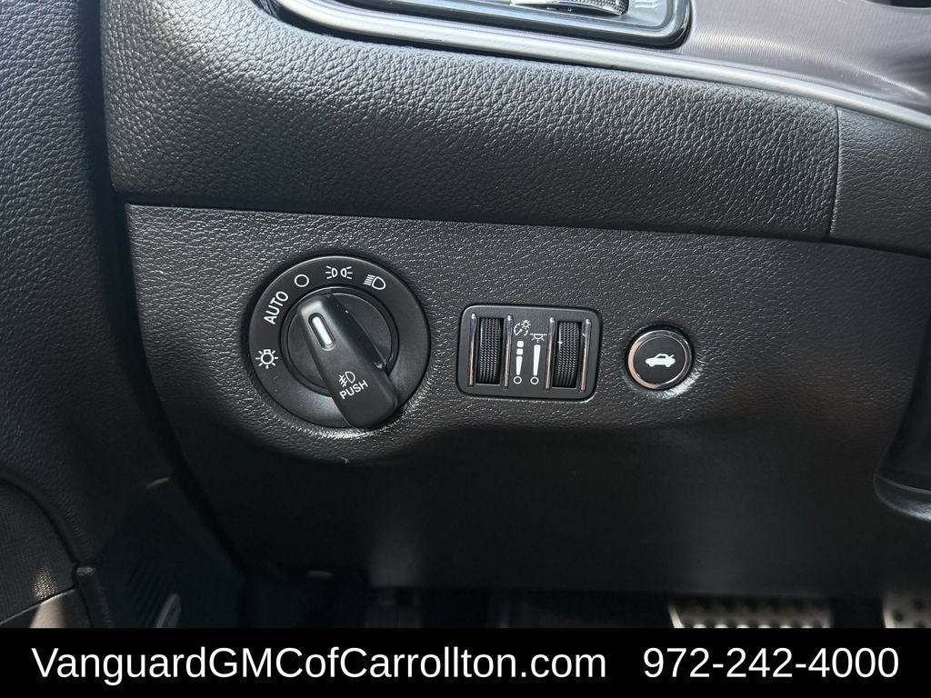 Used 2022 Dodge Challenger R/T Scat Pack RWD image 25