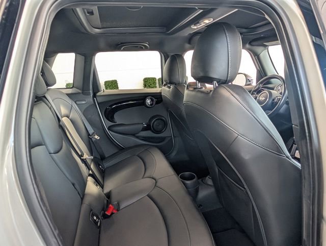 Used 2019 MINI Cooper S image 13