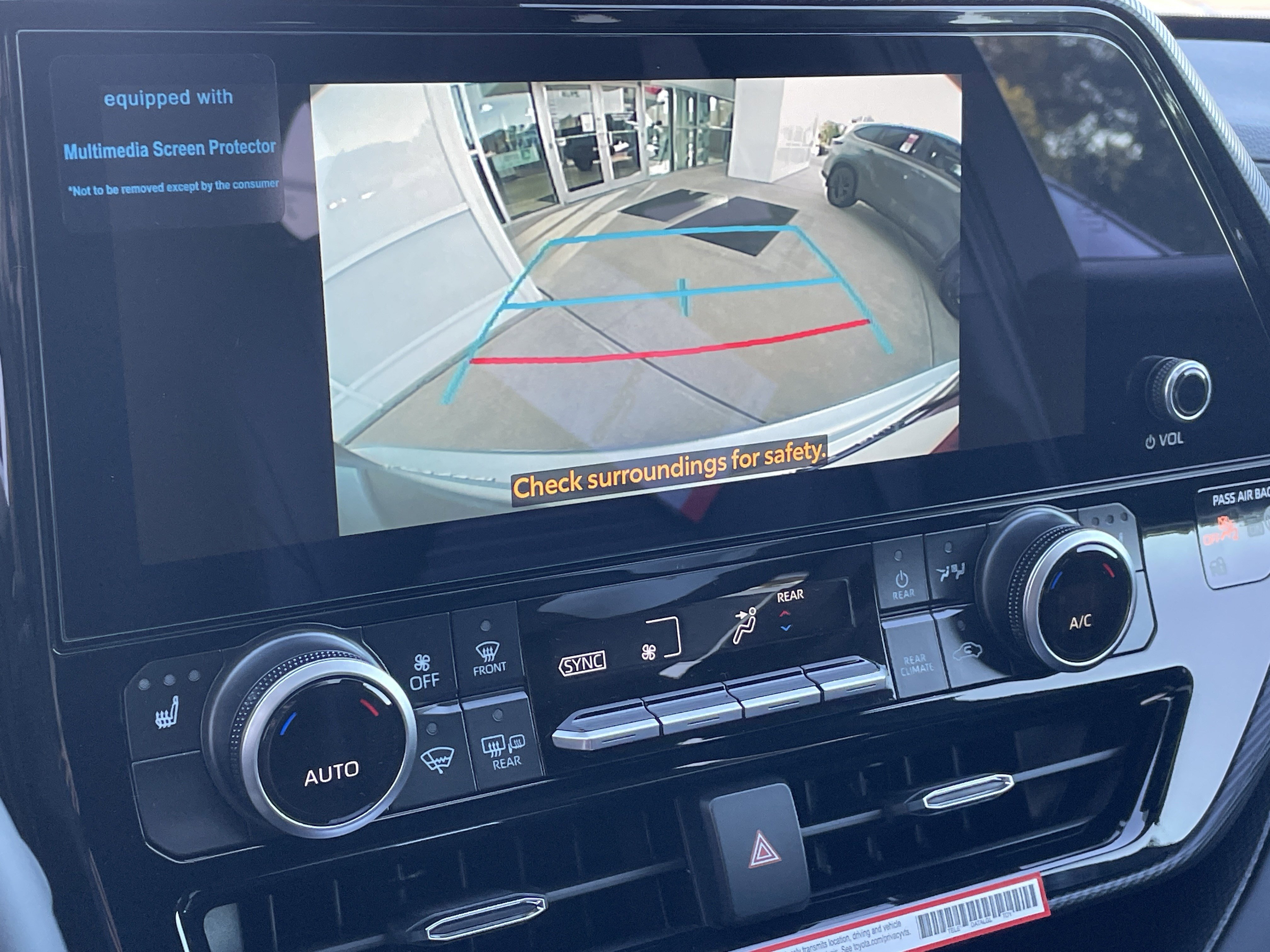 New 2025 Toyota Highlander XSE image 9