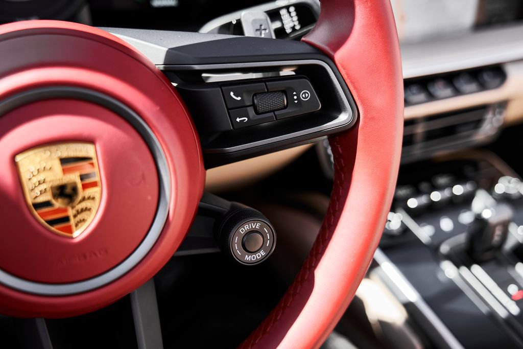 Used 2021 Porsche 911 AWD/4WD image 56