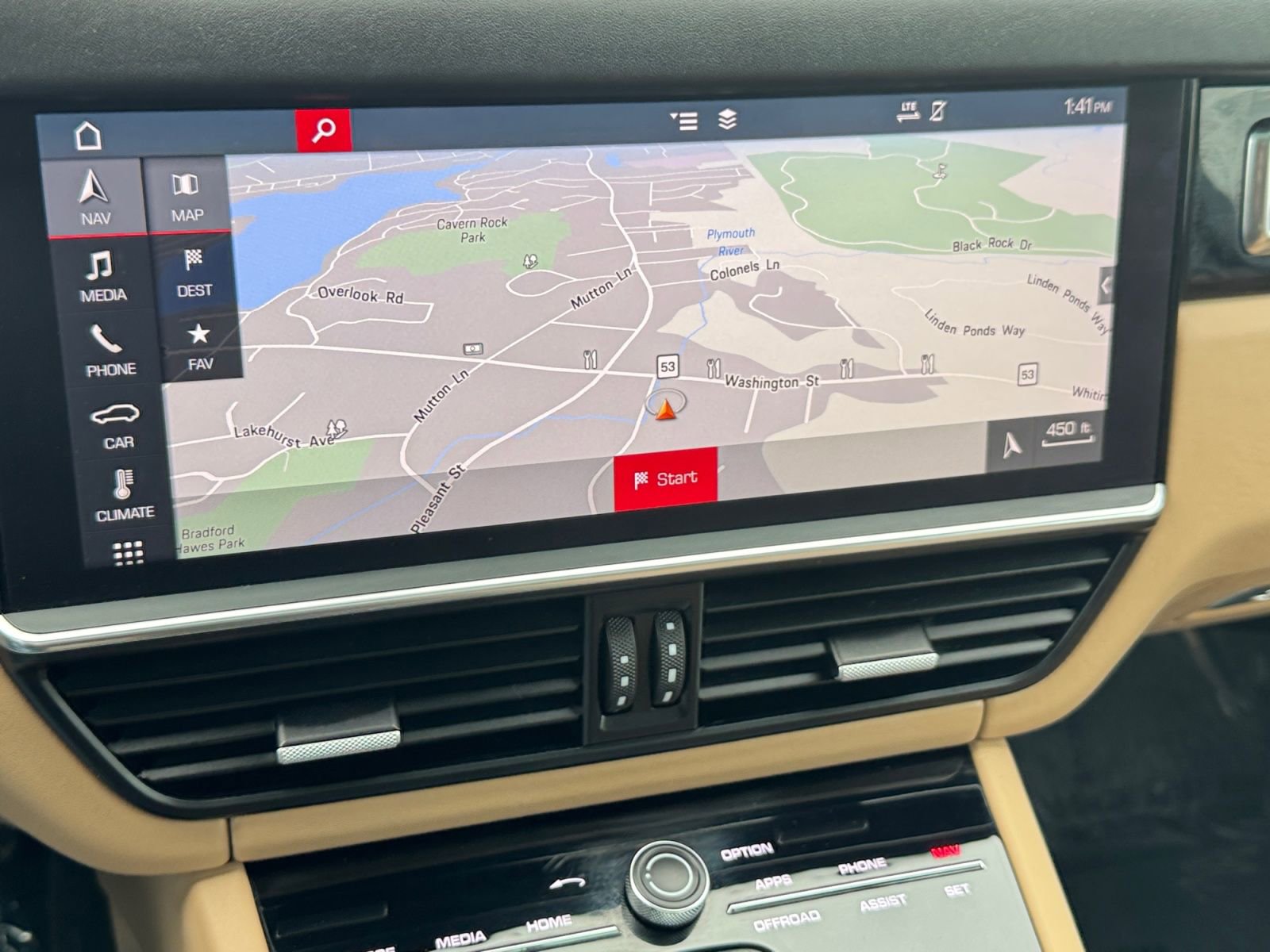 Used 2019 Porsche Cayenne AWD/4WD image 24