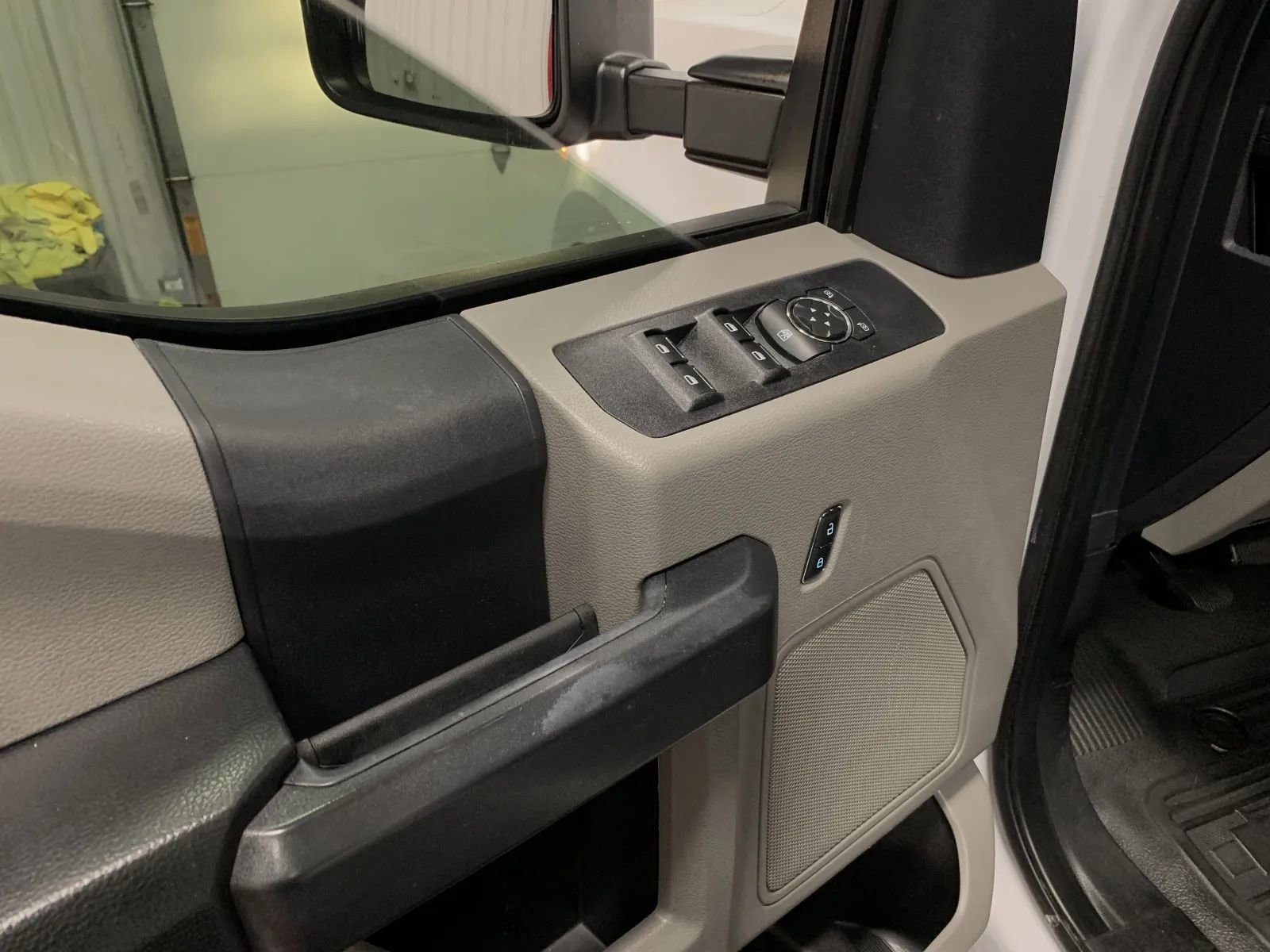 Used 2022 Ford F250 XL w/ Power Equipment Group image 33