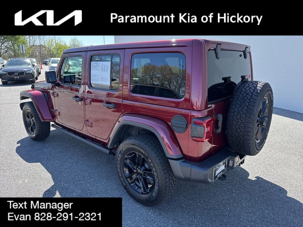 Used 2021 Jeep Wrangler Unlimited Sahara AWD/4WD image 5