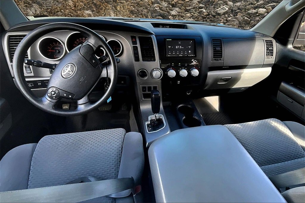 Used 2011 Toyota Tundra 4x4 CrewMax image 14