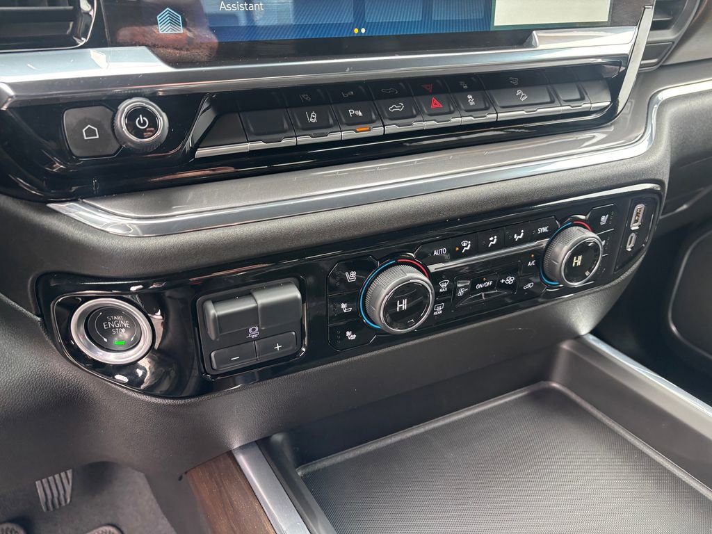 Certified 2025 Chevrolet Silverado 2500 High Country w/ Technology Package image 20