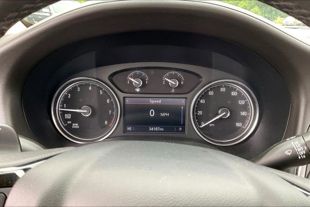 Used 2023 Buick Enclave Essence w/ Sport Touring Edition AWD/4WD image 10