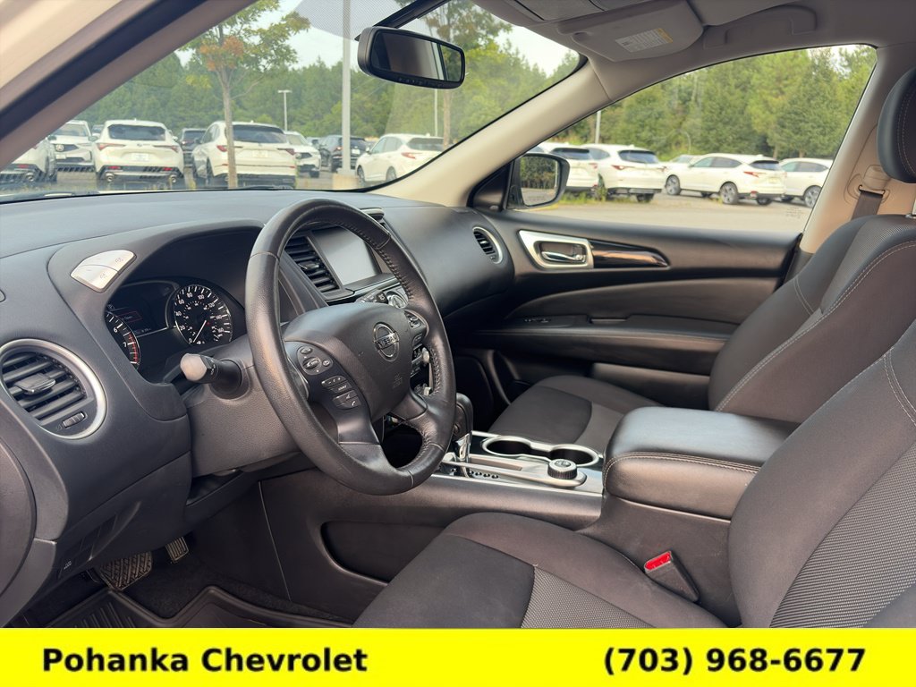 Used 2020 Nissan Pathfinder SV w/ Cargo Package AWD/4WD image 19