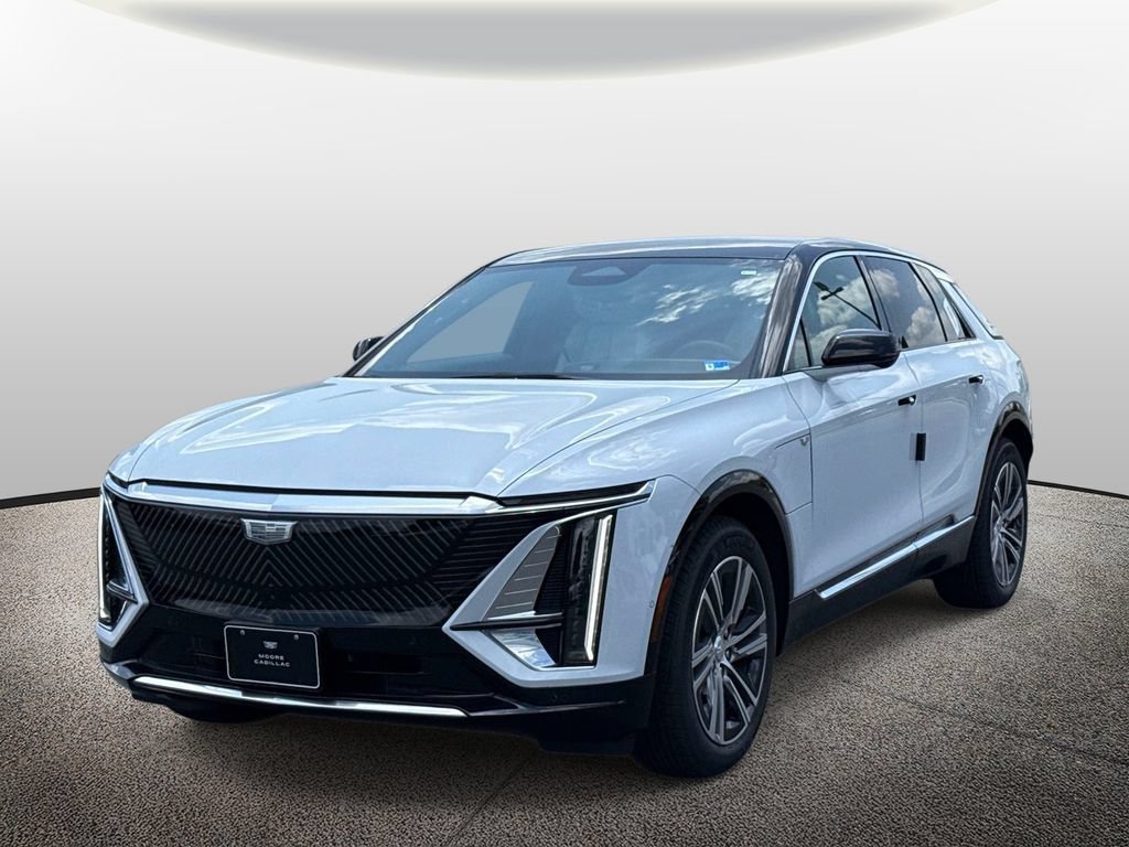 New 2026 Cadillac Lyriq Luxury w/ LPO, Floor Liner Package AWD/4WD image 5